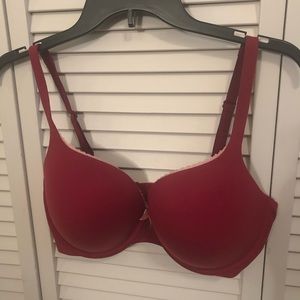 Victoria’s Secret Red Bra 34DDD